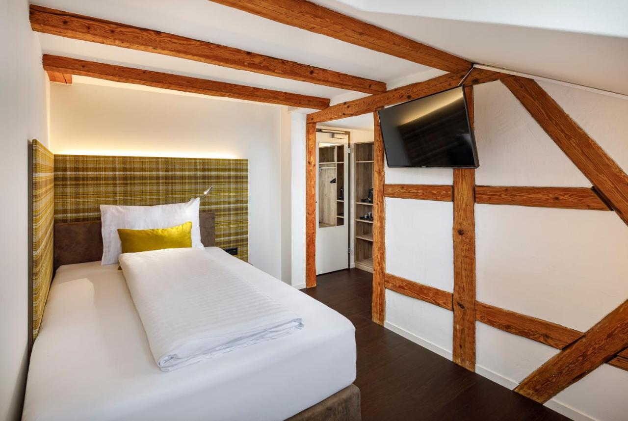 Hotel Schweizerhof Ветцикон Экстерьер фото