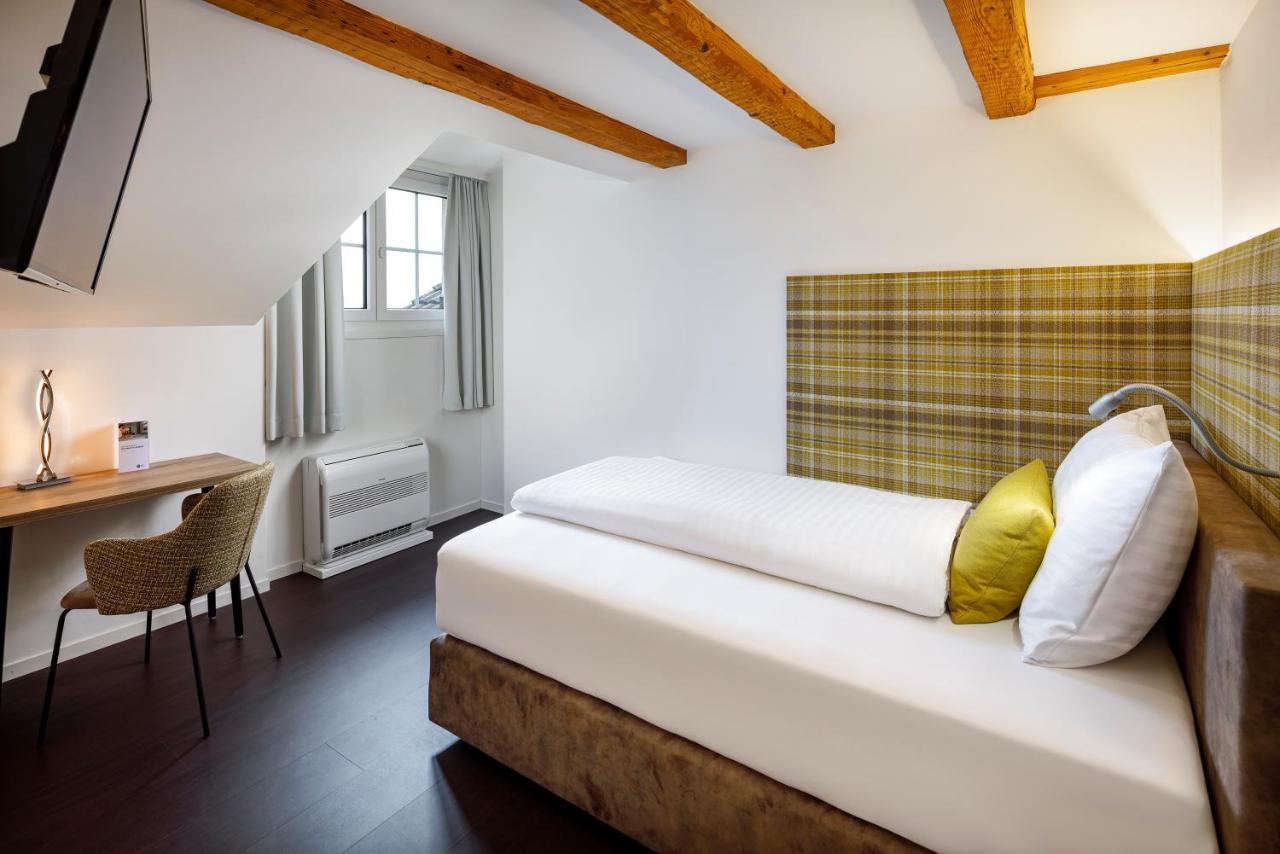 Hotel Schweizerhof Ветцикон Экстерьер фото