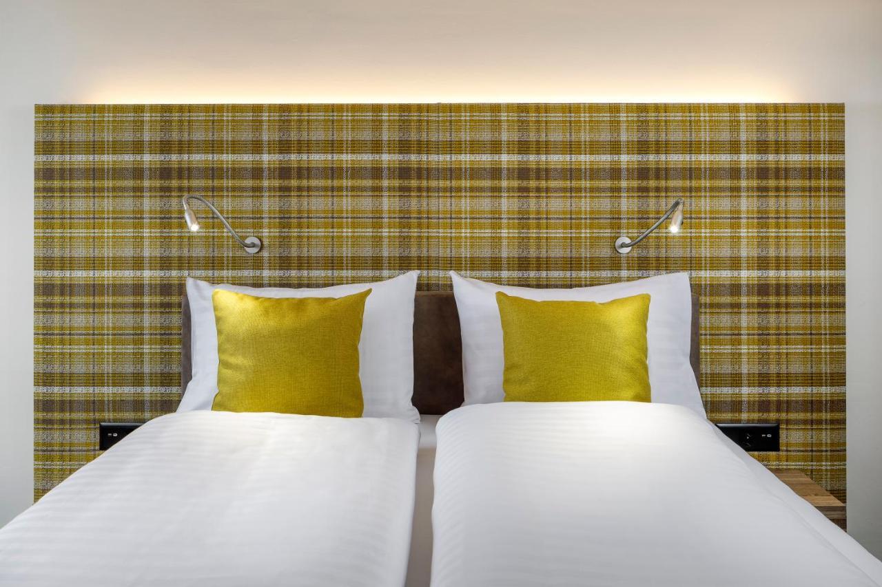 Hotel Schweizerhof Ветцикон Экстерьер фото