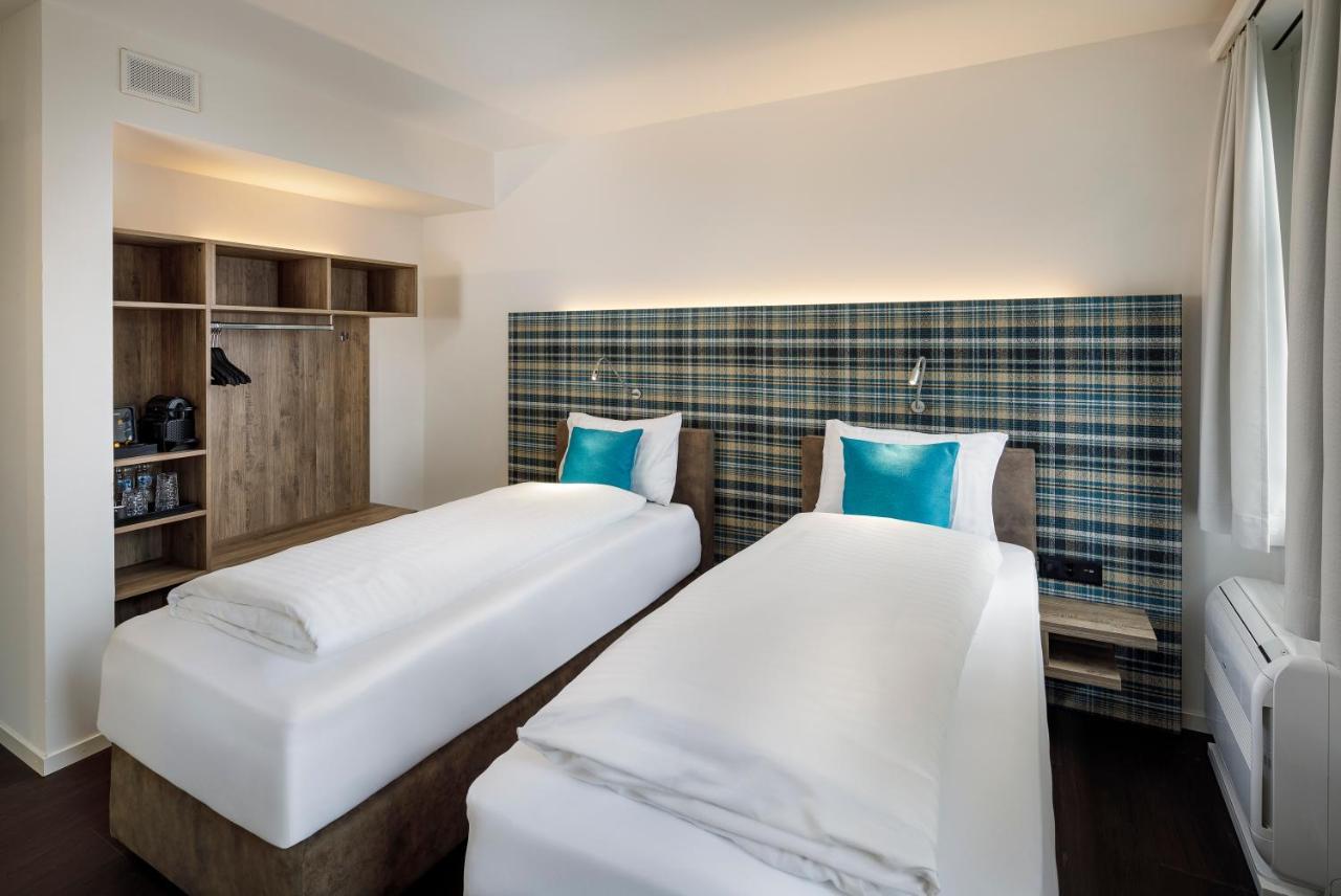 Hotel Schweizerhof Ветцикон Экстерьер фото